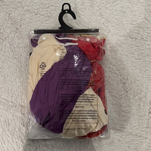 Leg Avenue Small/Medium Desert Prince costume 3PC (Aladdin) - Picture 2 of 3